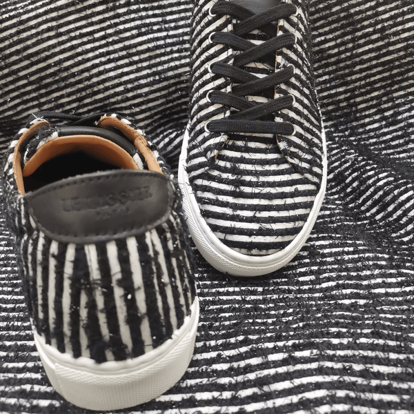 BLACK MARINIERE LACES