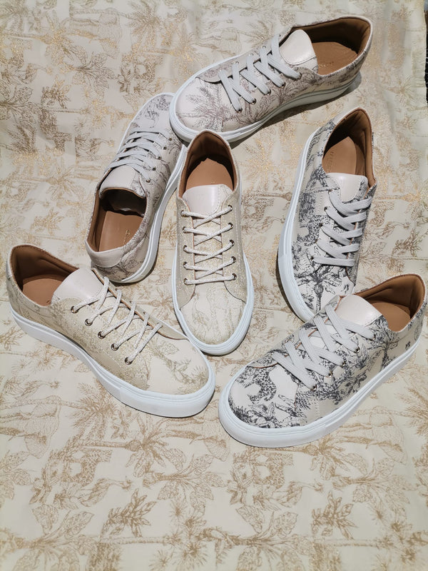 BLACK SAVANNA LACES